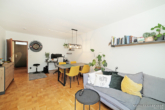 Wohnzimmer - Grün. Ruhig. Gut angebunden – perfekte Lage in München-Hadern
