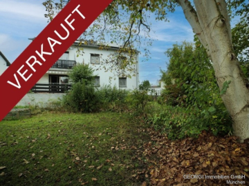 Mehrgenerationenhaus für die große Familie, 82275 Emmering, Zweifamilienhaus