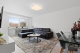 Wohnzimmer - Modern wohnen in Top-Lage – stilvolle 2-Zimmer-Wohnung mit Balkon & bester Anbindung