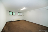 Hobbyraum mit Tageslicht - Helles Apartment mit großem Balkon und großem Hobbyraum