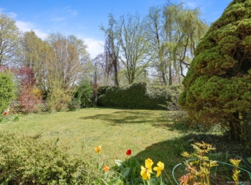 GEORGI: Helle Gartenwohnung mit großer Terrasse in ruhiger Lage, 82067 Schäftlarn, Terrassenwohnung